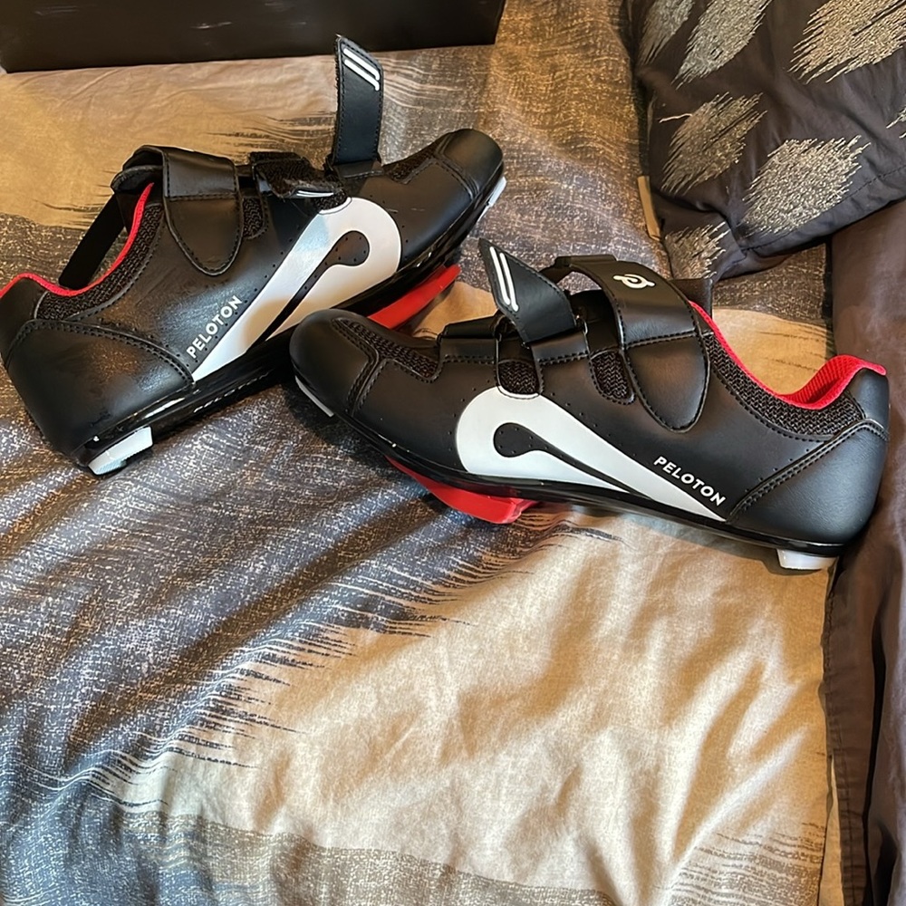 Peloton cycle shoes